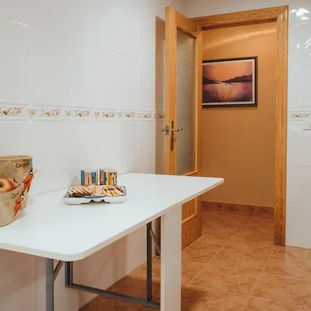 Avinguda Mare Nostrum, 101 アパート